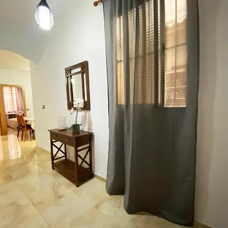 Cerca Al Puerto Shared * Walencja