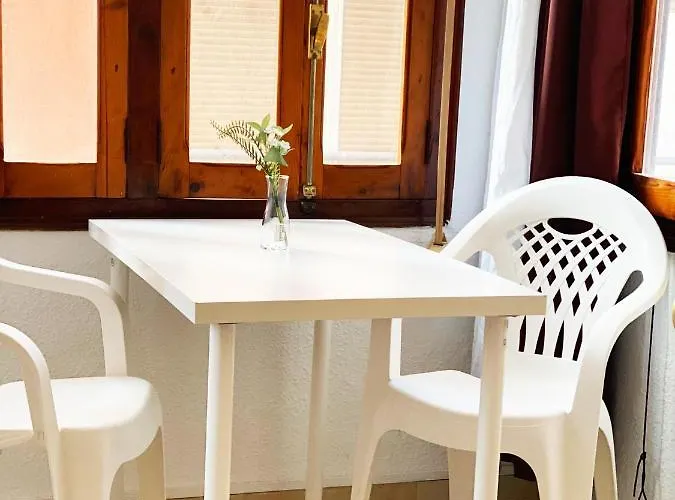 Guest house Cerca Al Puerto Shared *